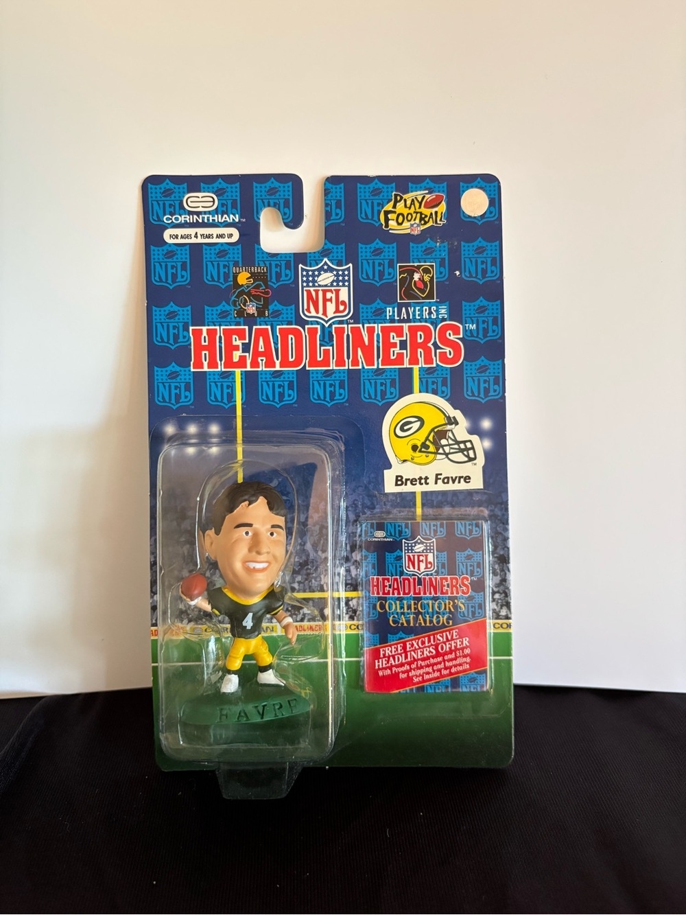 NEW 1996 Corinthian NFL Headliners Action Figure Brett Favre Green Bay Packers